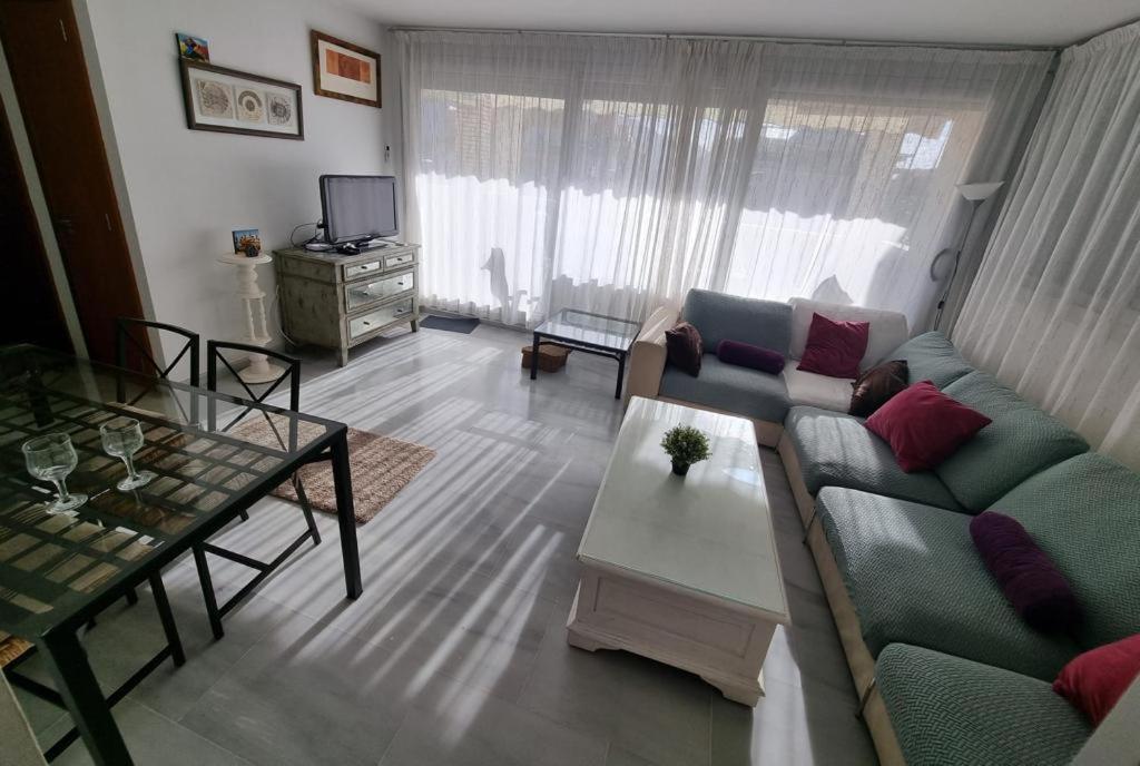 Apartamentos Elegance Denia Exterior photo